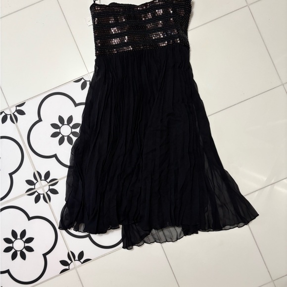 Badgley Mischka Beaded Pleated Sequins Black - Picture 2 of 3